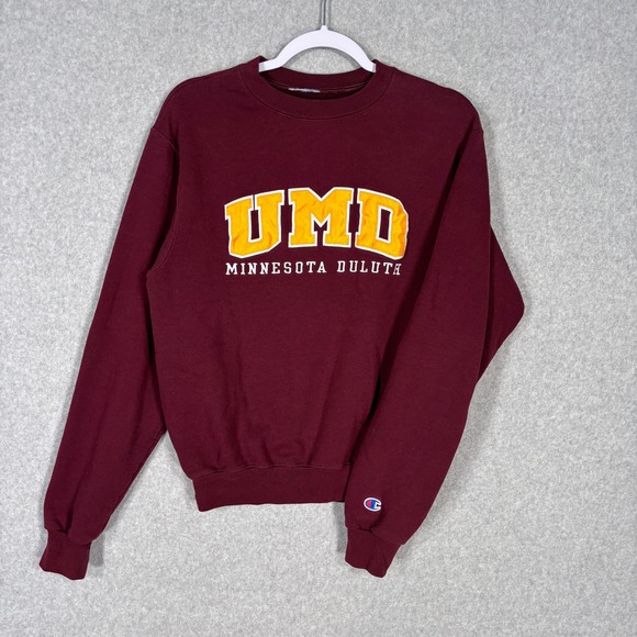 Champion Tops - Champion UMD‎ Minnesota Duluth Bulldogs Sweatshirt Small Crewneck College Maroon